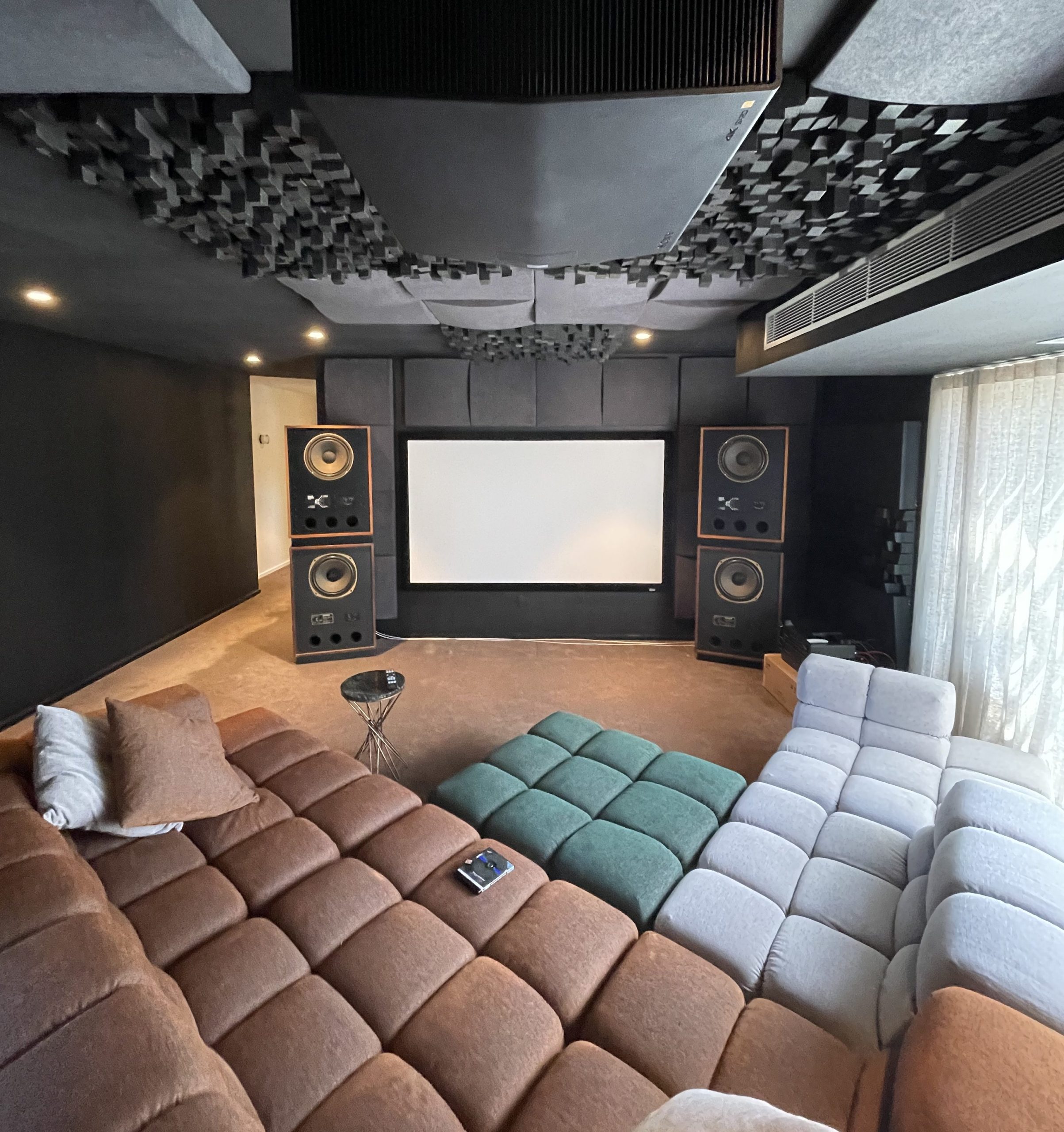 Arden Tannoy 2-Channel Media Room: A Bespoke Audiophile Experience